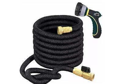 Image: TheFitLife Lightweight Expandable Garden Hose with Spray Nozzle (by TheFitLife)