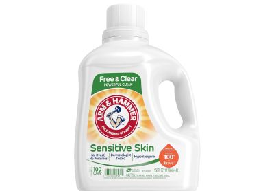 Image: Arm & Hammer 100-Loads Sensitive Skin Free & Clear Scent Free Laundry Detergent Liquid (4.43L)