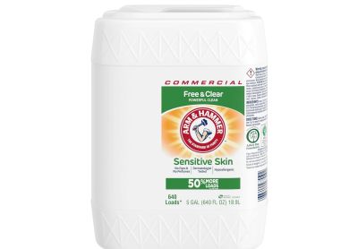 Image: Arm & Hammer 640-Loads Commercial Sensitive Skin Free & Clear Scent Free Laundry Detergent Liquid (18.9L)
