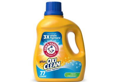 Image: Arm & Hammer 77-Loads Plus OxiClean Clean Meadow Scent Laundry Detergent Liquid (2.97L)