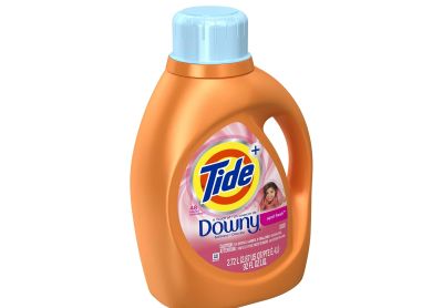 Image: Tide 36-loads Ultra Downy April Fresh Scent Laundry Detergent Liquid (2.72L)