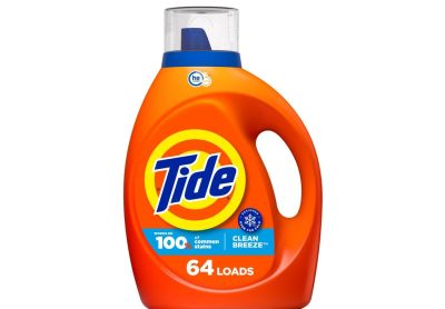 Image: Tide 64-Loads Clean Breeze Scent Laundry Detergent Liquid (2.37L)