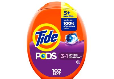 Image: Tide Pods 3-in-1 Spring Meadow Scent Laundry Detergent Pacs (102 Count)