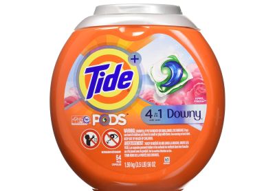 Image: Tide Pods 4-in-1 Downy April Fresh Scent Laundry Detergent Pacs (54 Count)