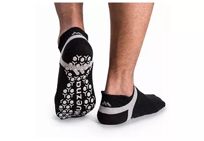 Image: Muezna Men Non-Slip Yoga Socks (by Muezna)